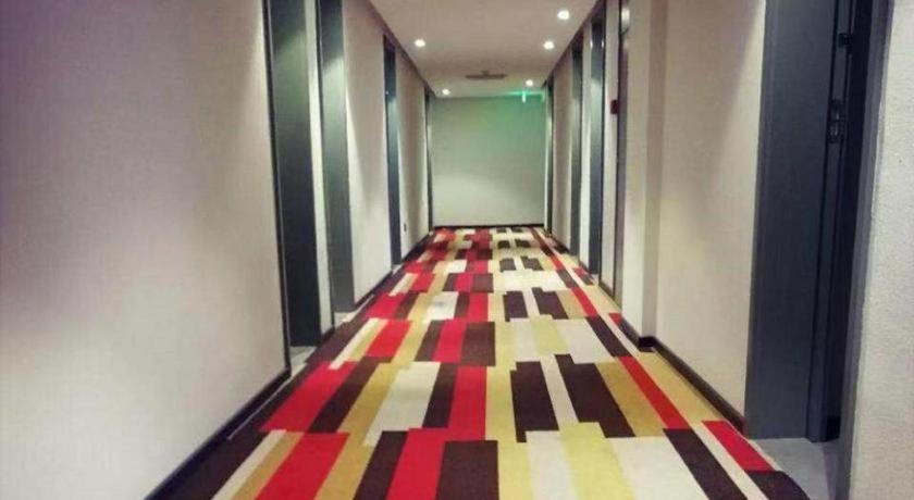 ไอบิส เซินหยาง นอร์ท สเตชั่น Hotel เสิ่นหยาง ภายนอก รูปภาพ
